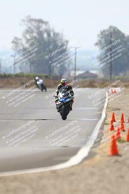 media/Sep-20-2025-TrackDaz (Sat) [[27f0cde673]]/B Group/220pm (Turn 9)/